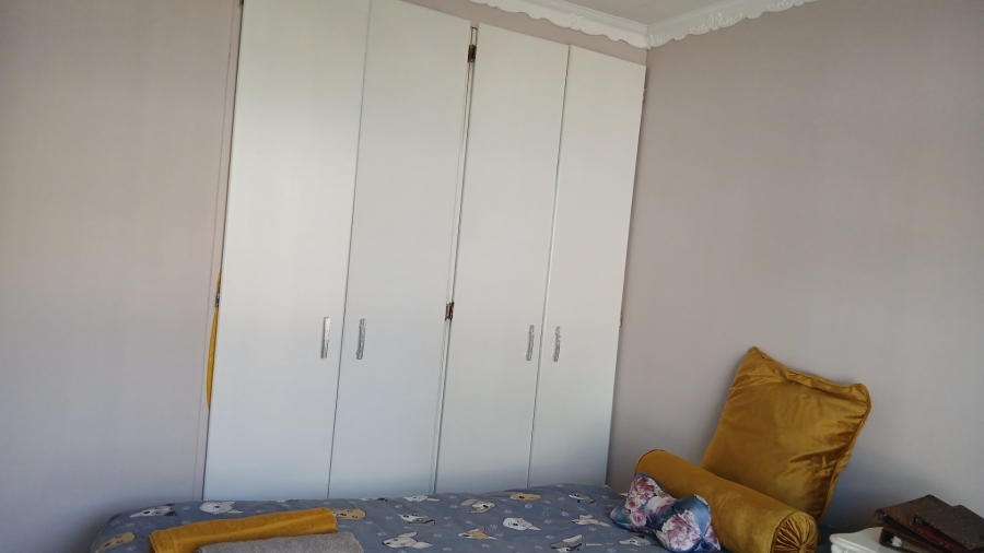 2 Bedroom Property for Sale in Langenhovenpark Free State